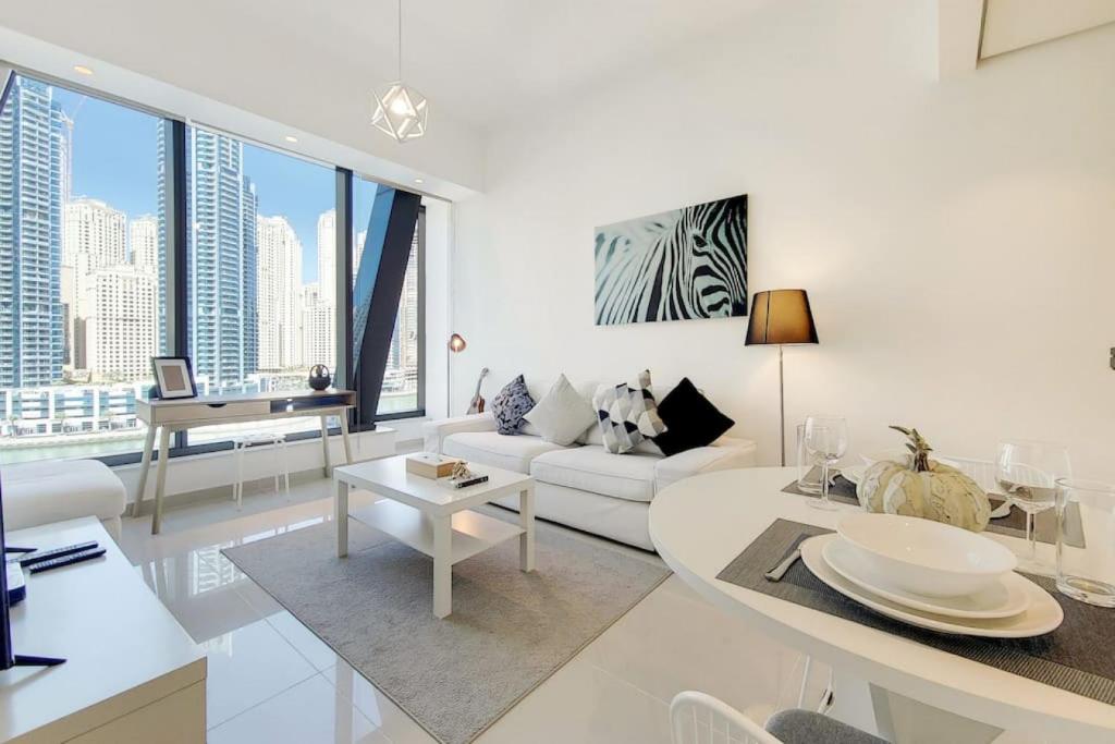 هتل سیلورین تاور بی، دبی مارینا - ویکیشنر - Silverene Tower B, Dubai Marina - Vacationer
