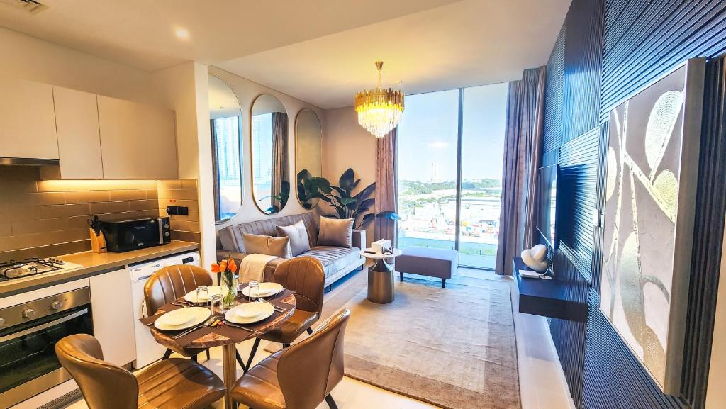 هتل استی بای لاتینم لاکچری 1 بی آر هالیدهی هوم سی وی بی 310 نیئر برج خلیفه - STAY BY LATINEM Luxury 1BR Holiday Home CV B310 near Burj Khalifa