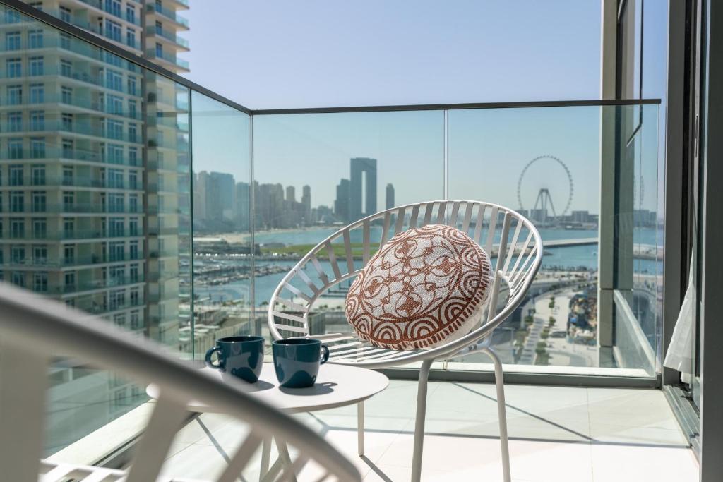 هتل وکِی لتینگز - پرایوت بیچ اکسس - ایمار بیچفرانت - Vacay Lettings - Private Beach Access -Emaar Beachfront