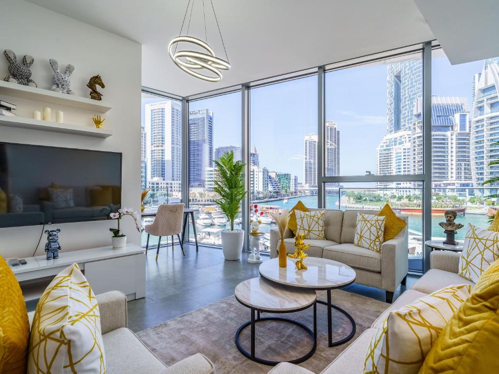 هتل لاویش 2بی‌آر با بالکن آی مارینا ویو آی دبی مارینا - Lavish 2BR with Balcony I Marina View I Dubai Marina