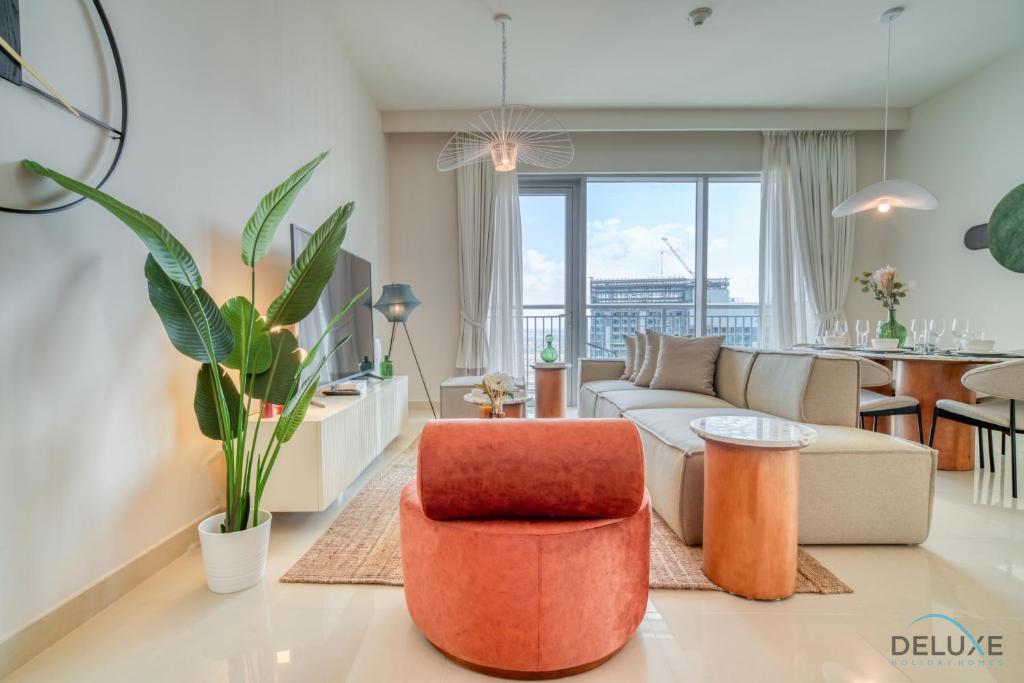 هتل الگنت 3BR ویت اسیستانت روم ات هاربر ویوز تاور 1 بای دلاکس هالیدی هومز - Elegant 3BR with Assistant Room at Harbour Views Tower 1 by Deluxe Holiday Homes