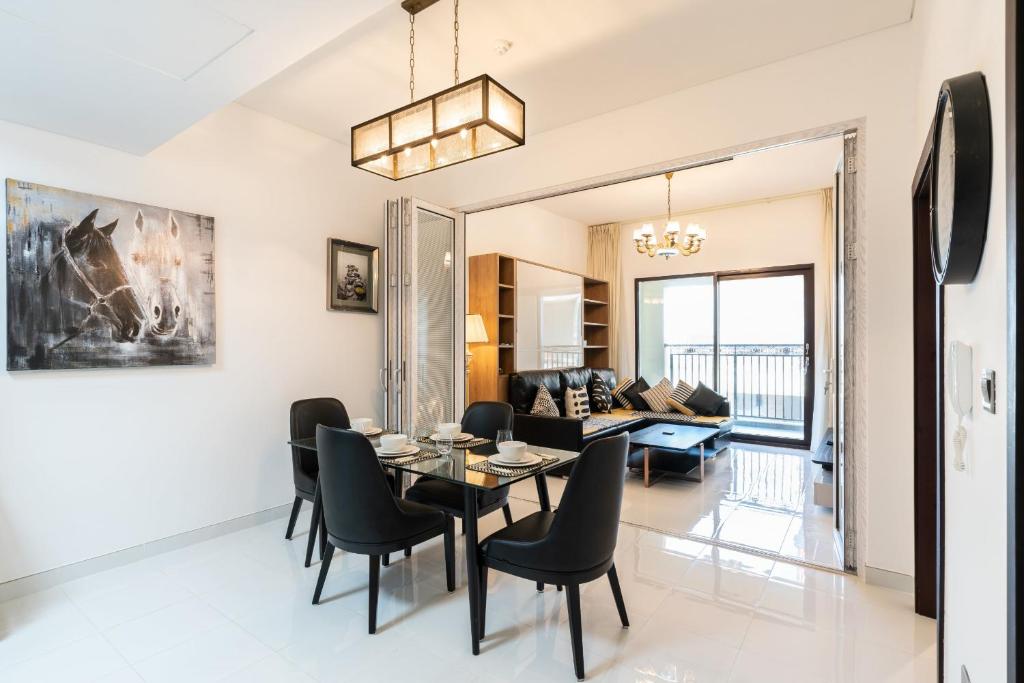 هتل ریزورتز بای دانوب - 1BR آپارتمان - آلساپ و آلساپ - Resortz by Danube - 1BR Apartment - Allsopp&Allsopp