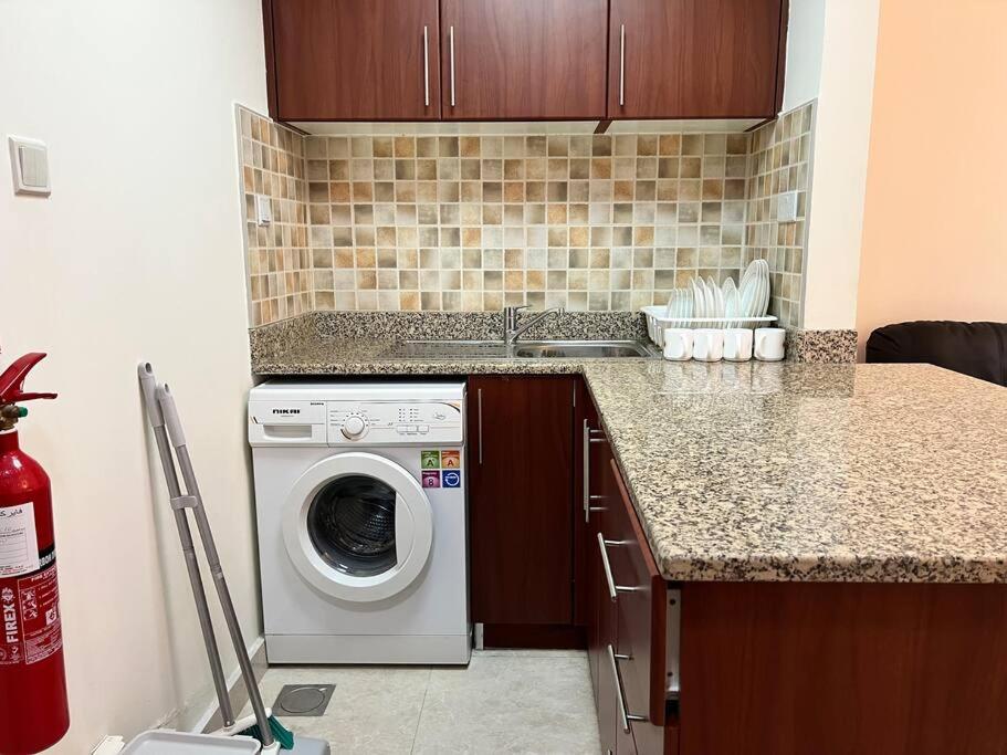 هتل استودیو - استپس فروم داونتاون - Studio - Steps from Downtown