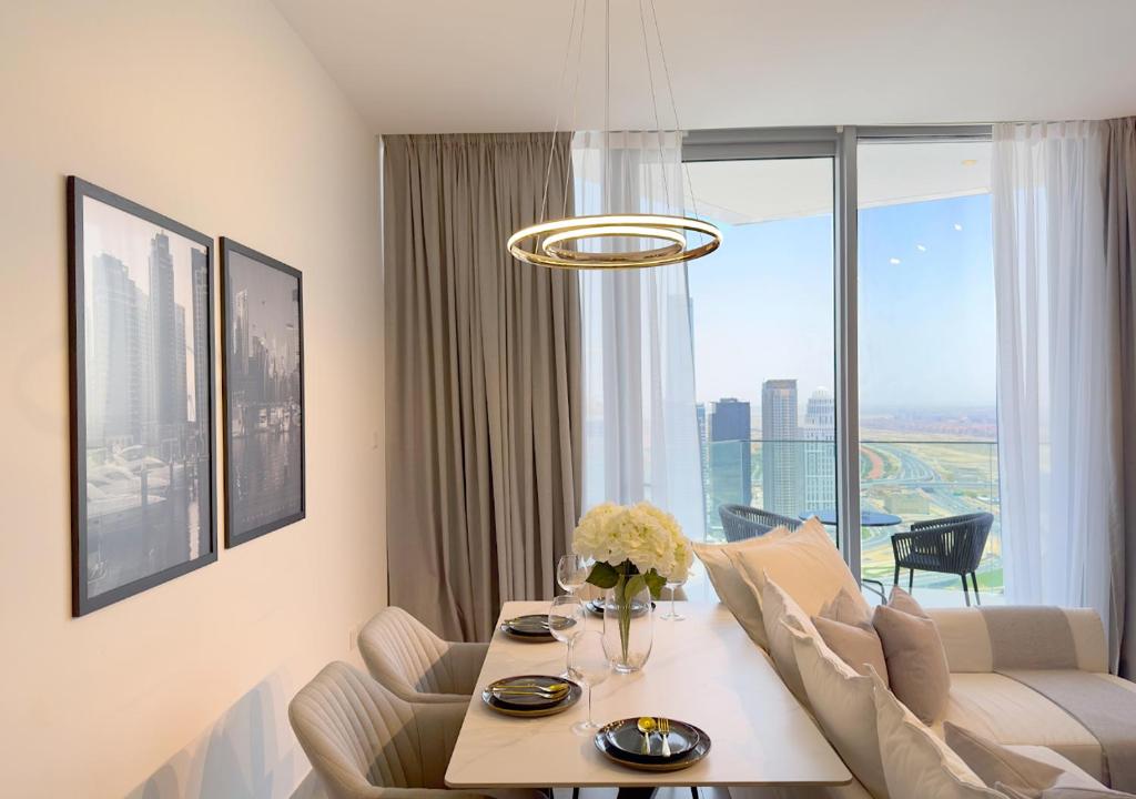 هتل استنینگ 1 بی آر این استلا ماریس، سیتی ویو، مارینا - Stunning 1BR in Stella Maris, City View, Marina