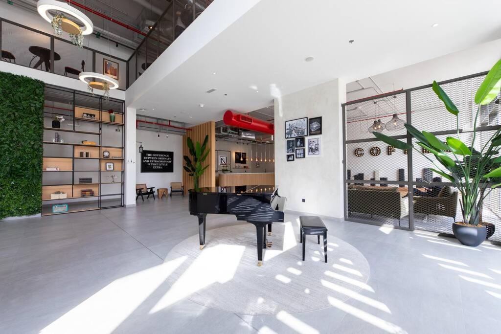 هتل اسپیسیس 1 بدروم اونا آپارتمان، تاون اسکوئر - Spacious 1 Bedroom Una apartment, Town Square