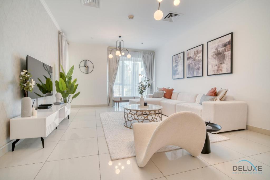 هتل هارمونیوس 1BR در آل شرا تاور JLT بای دلاکس هالیدِی هومز - Harmonious 1BR at Al Shera Tower JLT by Deluxe Holiday Homes