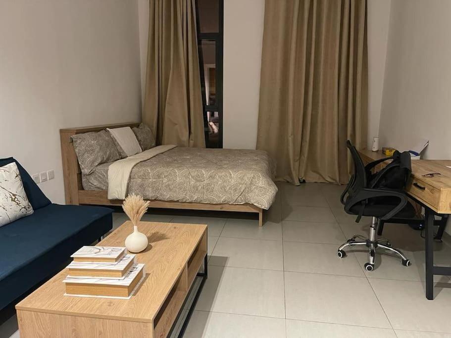 هتل لاکچری 1 بی آر استودیو این شارجه luxury 1 BR studio in Sharjah