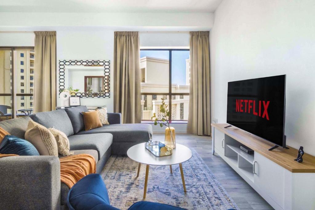 هتل گست ردی هالیدی هومز - لوکس آترنا این جی بی آر - GuestReady Holiday Homes - Lux Aeterna in JBR