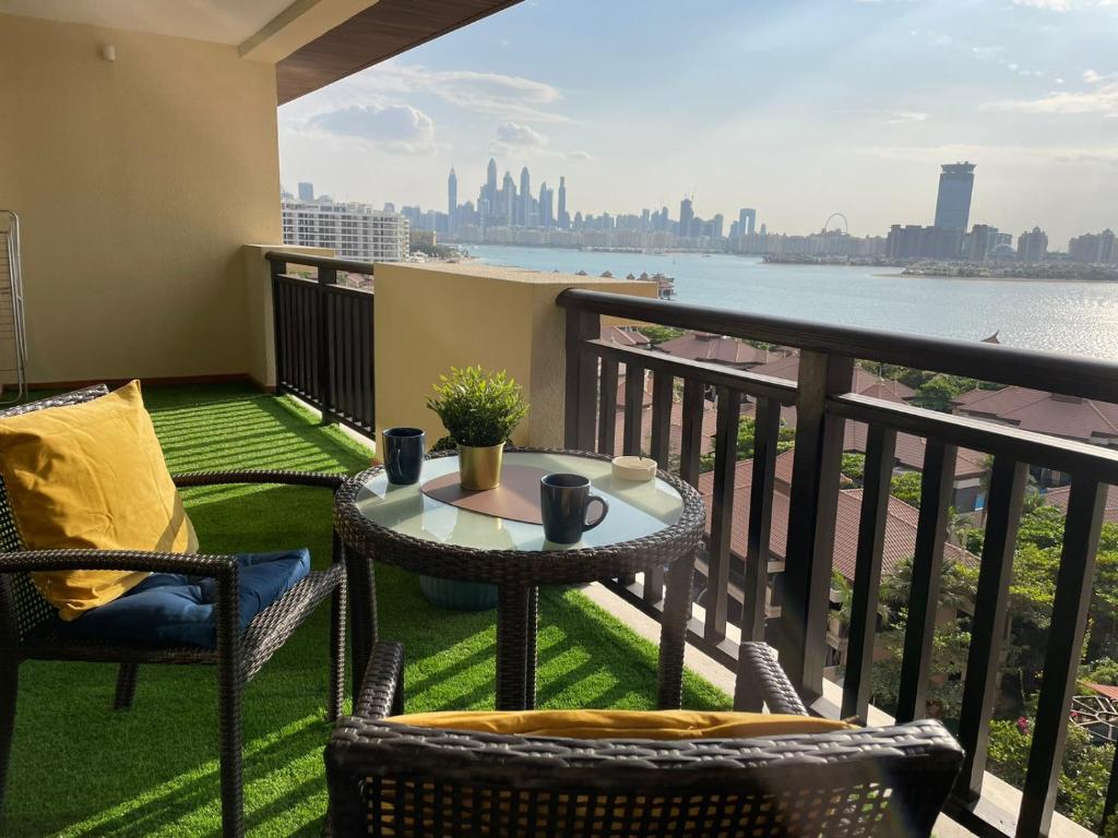 1 بی آر آپارتمان این انانتارا هتل پالم جمیرا کانکتد انانتارا هتل - 1 BR apartment in Anantara Hotel Palm Jumeirah connected Anantara Hotel