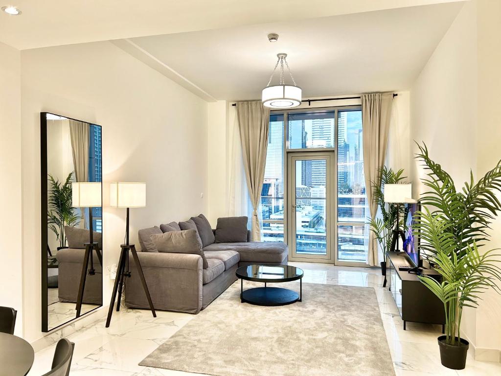 هتل استنینگ 1بدروم ویت بالکونی این ال هابطور سیتی - Stunning 1Bedroom with balcony in Al Habtoor city