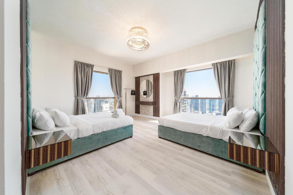 هتل اسپیشس سون-بردروم سرویسد آپارتمان آن جی‌بی‌آر بیچ واک - Spacious 7-bedroom serviced Apartment on JBR Beach Walk