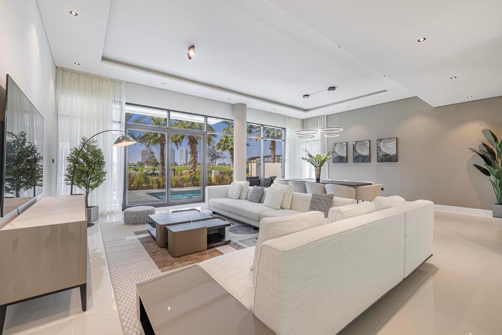 هتل لاکچری 5-BR ویلا پرایوت پول گلف ویوز Luxury 5-BR Villa Private Pool Golf Views
