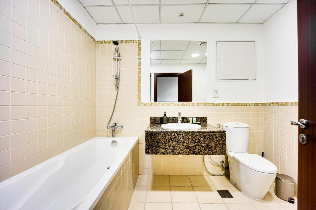هتل نایس اند کامفی آپارتمان این جی بی آر - Nice and comfy apartment in JBR