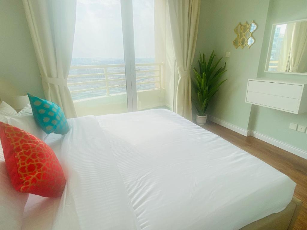 هتل منچستر گلکسی - 2BR آپارتمان در دبی مارینا - Manchester Galaxy - 2BR Apartment in Dubai Marina