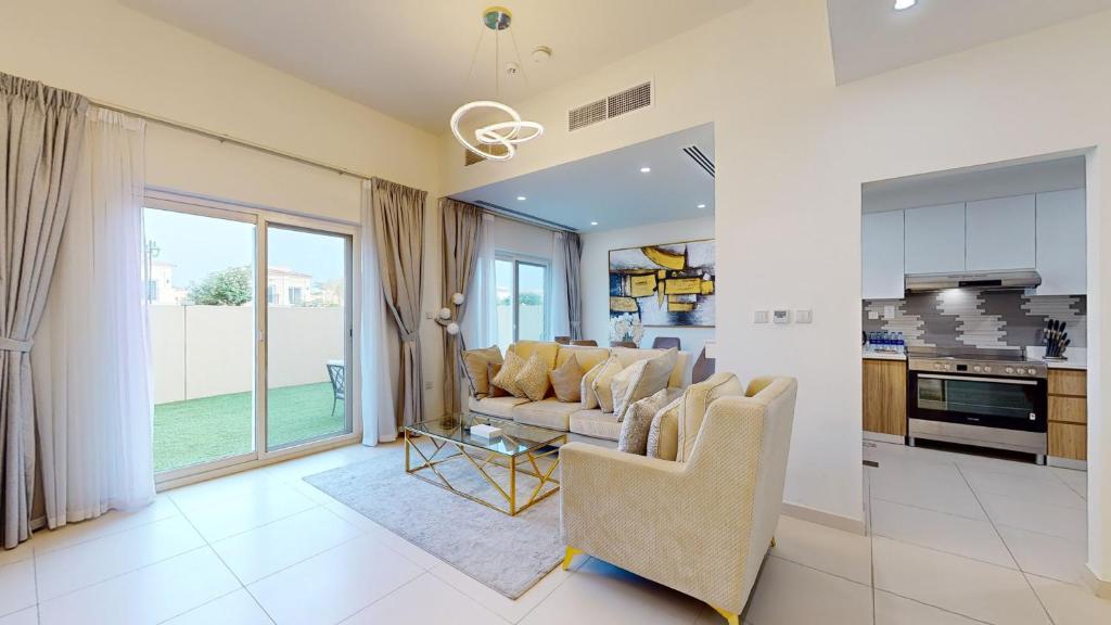 هتل پرایم‌استی - ترانکیل ۲ بی آر پلاس میدز ویت پرایوت گاردن این دوبی لند Primestay - Tranquil 2BR plus Maids with Private Garden in Dubai Land