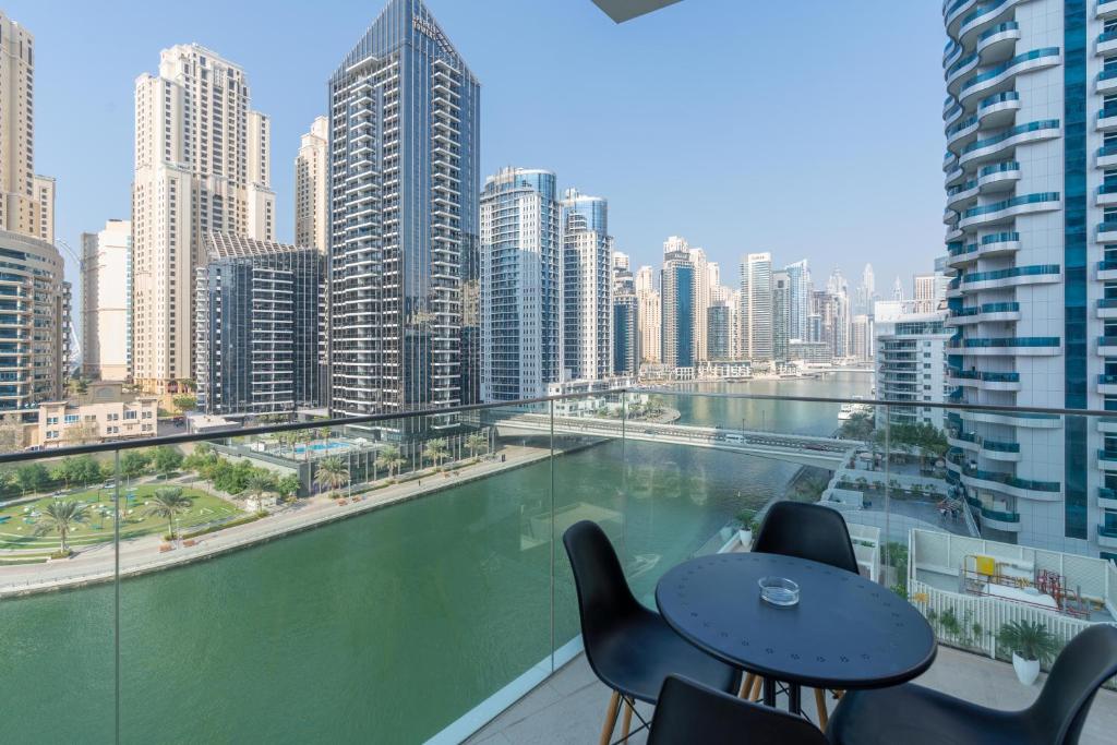 هتل وکِی لتینگز - واتر فرانت لاکچری هوم ویت فول مارینا ویو - Vacay Lettings - Waterfront Luxury home with full Marina view