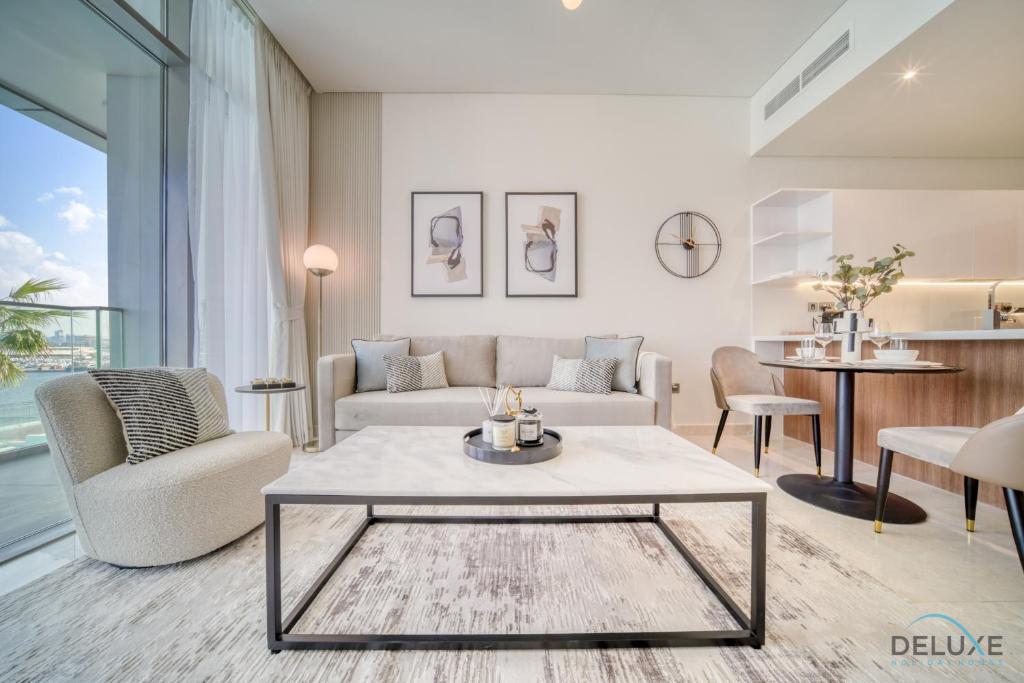هتل سرین 1BR ات د انوا بای اومنیات دبی ماری تایم سیتی بای دلاکس هالیدے هومز - Serene 1BR at The Anwa By Omniyat Dubai Maritime City by Deluxe Holiday Homes