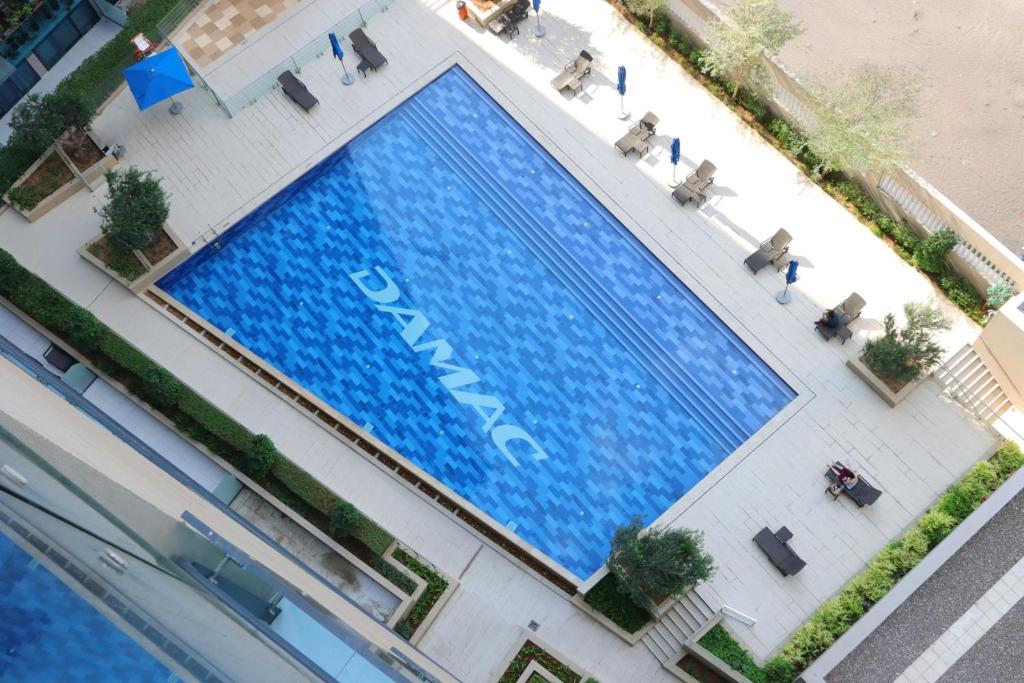 هتل لیو بی ان بی سوئیتس - تیلور مید 1 بی آر - مرانو تاور - Livbnb Suites - Tailor-Made 1BR - Merano Tower