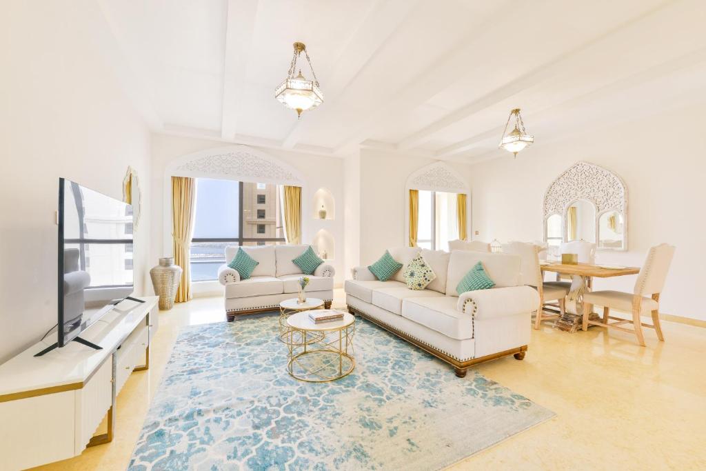 هتل لاکسوری جی بی آر پالاس! · سی ویو · فری 5 ستاره بیچ ریزورتز اکسس! - Luxury JBR Palace! · Sea View · Free 5* Beach Resorts Access!