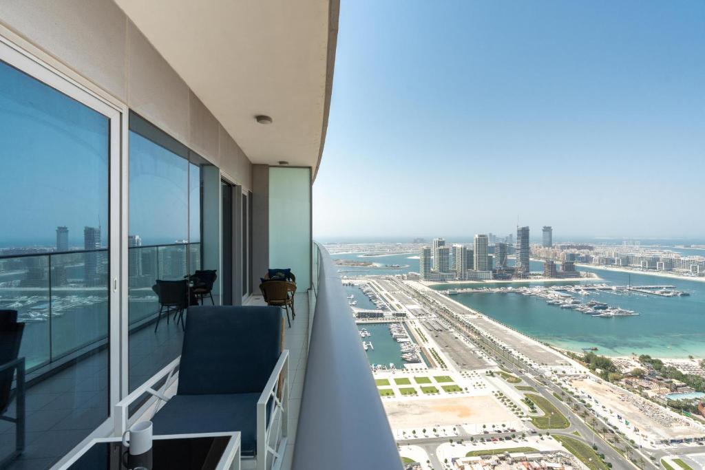 هتل وایت سیج - فندی آپارتمان ویت فول پالم جمیرا ویو - White Sage - Fendi Apartment With Full Palm Jumeirah View