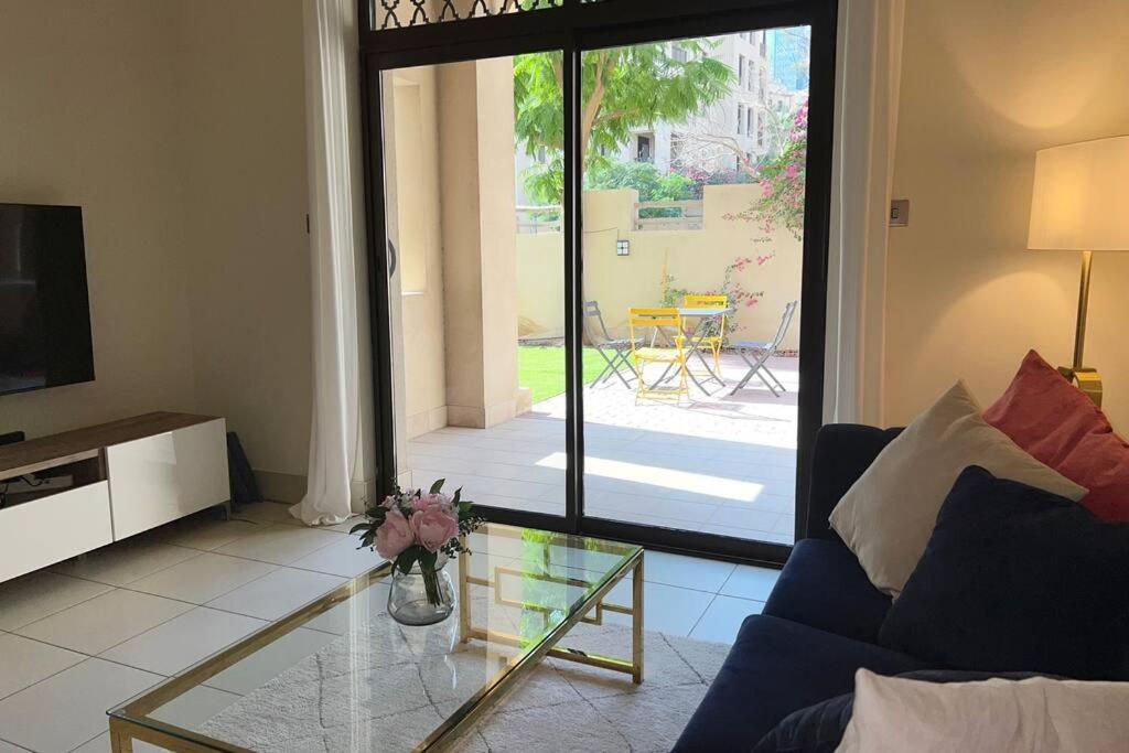هتل دو بدروم اولد تاون گاردن آپارتمان - دی 108 ریزیدنسز - 2 Bedroom Old Town Garden Apartment - The 108 Residences