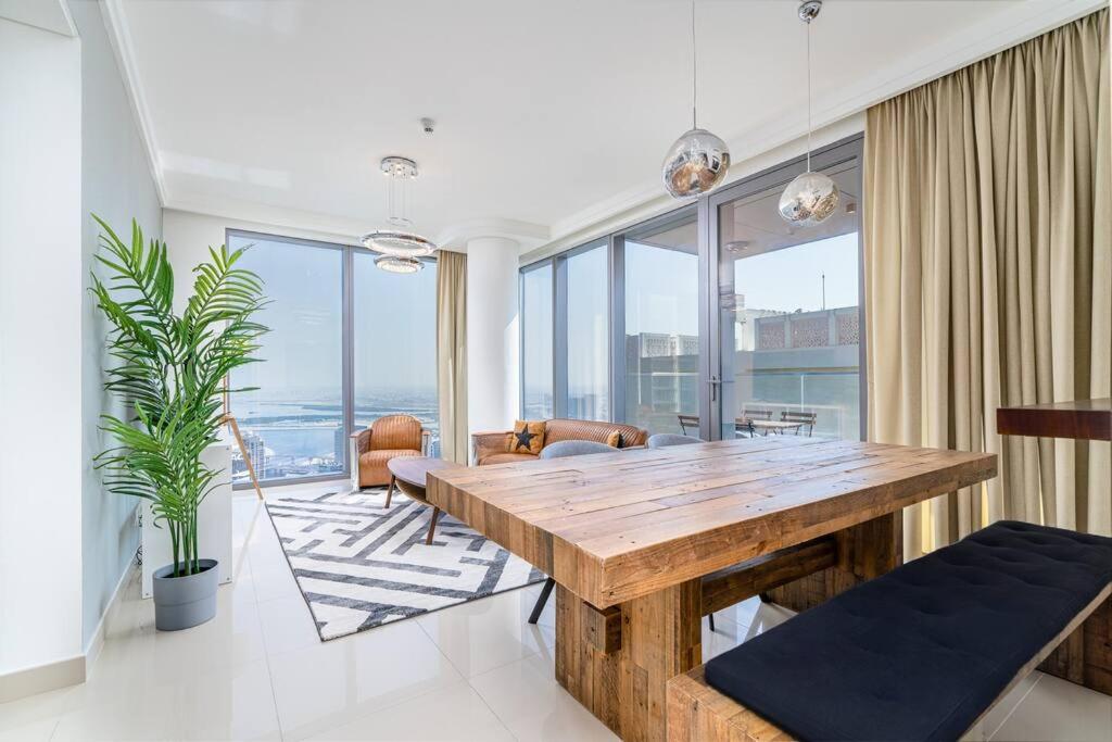 هتل آل اچ ویکِی - فَسِنتِیِتِنگ وان بِد رُوم این بُلِوارد پوینت - ALH Vacay - Fascinating 1 Bedroom in Boulevard Point