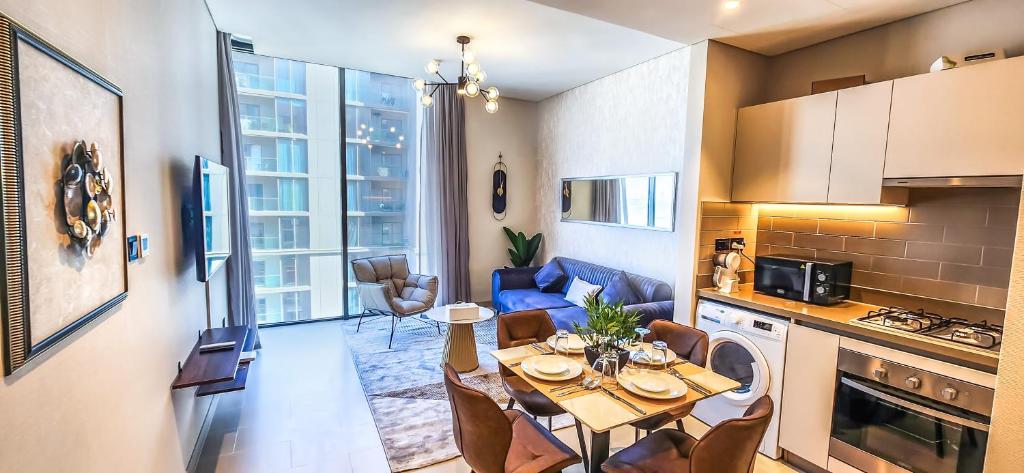 هتل استی بای لاتینم لاکچری 1BR هالیدِی هوم سی وی آ2304 نِئر برج خلیفه - STAY BY LATINEM Luxury 1BR Holiday Home CV A2304 near Burj Khalifa