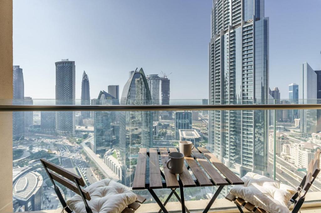 هتل گست ردی - برج خلیفه ویوز فروم د آدرس - GuestReady - Burj Khalifa Views from the Address