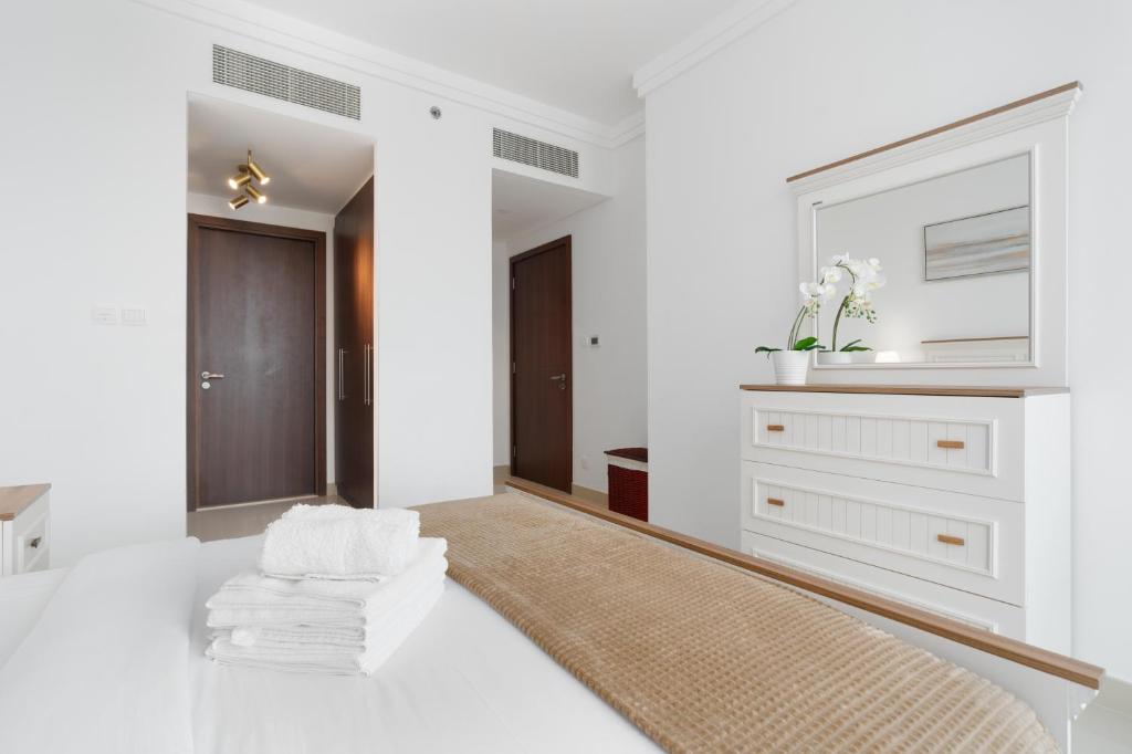 هتل لاکچری 2 بد روم اپت-برج خلیفه ویو-واک تو دبی مال - Luxury 2 Bedroom Apt-Burj Khalifa view-Walk to Dubai Mall