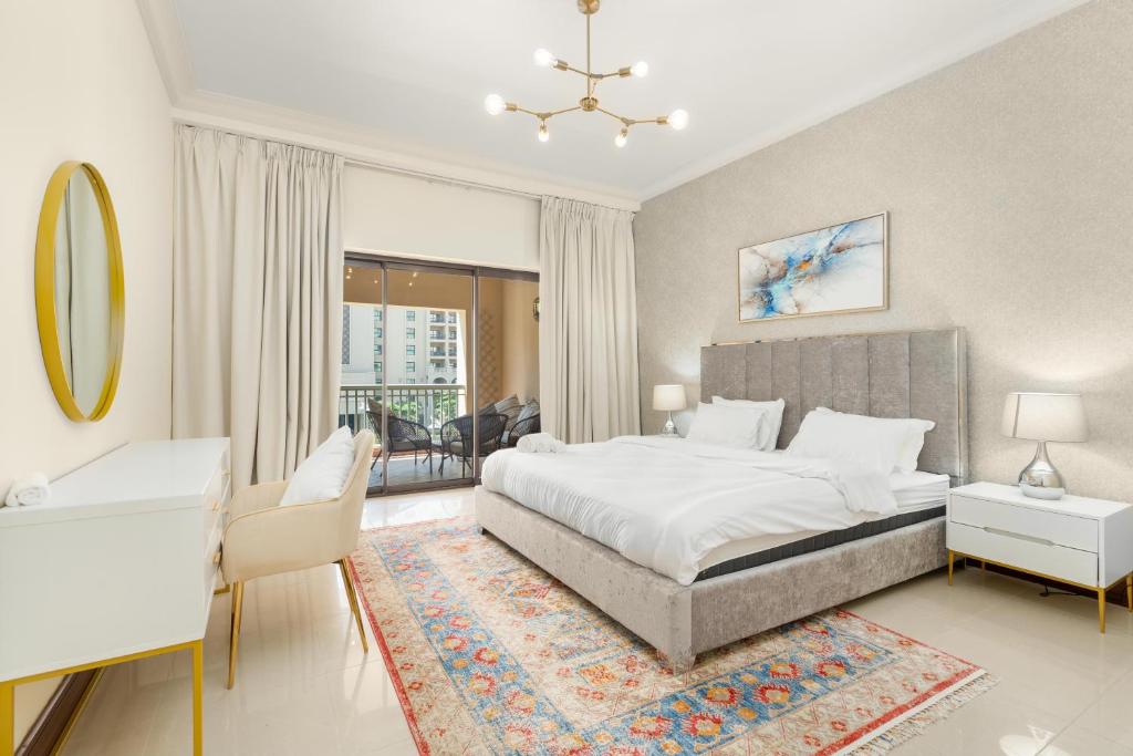 Palm Oasis Retreat in Palm 2BR Teal & Gray Elegance Palm Jumeriah- Private Beach & Fairmont Access