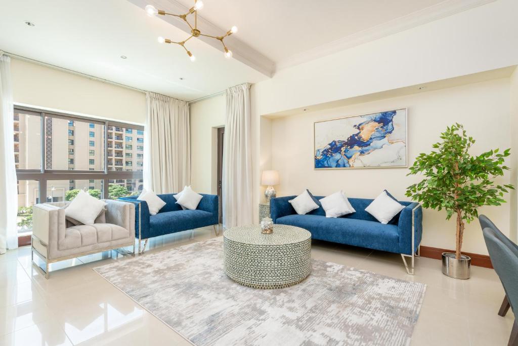 Palm Oasis Retreat in Palm 2BR Teal & Gray Elegance Palm Jumeriah- Private Beach & Fairmont Access