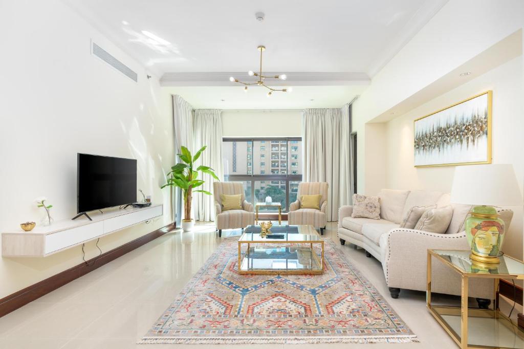 Palm Oasis Retreat in Palm 2BR Teal & Gray Elegance Palm Jumeriah- Private Beach & Fairmont Access