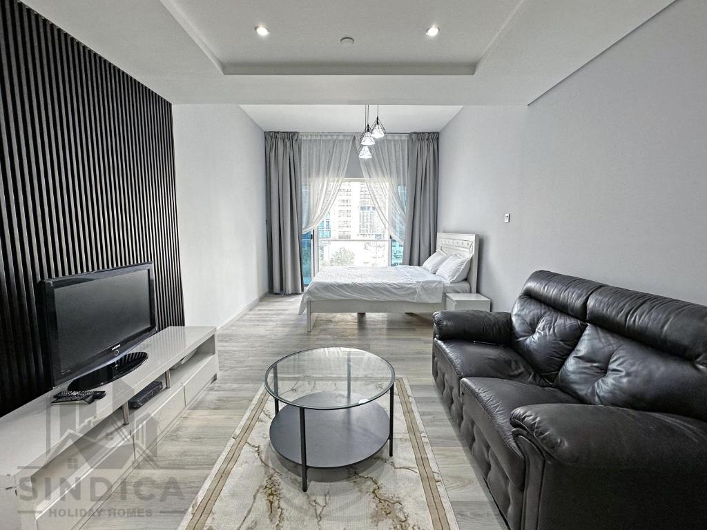 هتل بیوتیفول آپارتمان ویز لیک ویو - Beautiful Apartment with Lake View