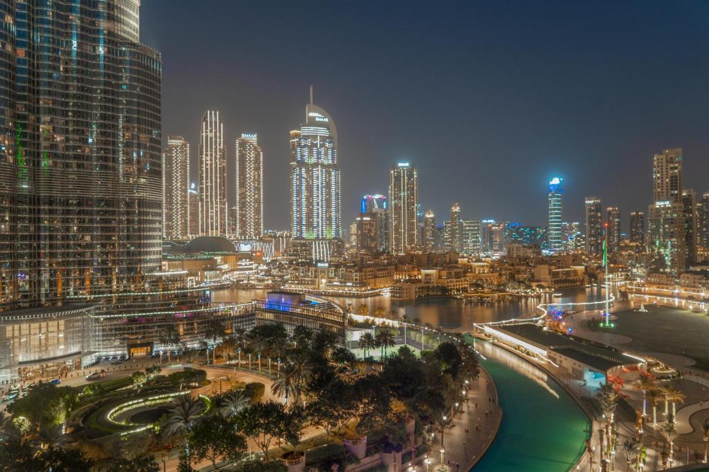 هتل دائون تاون آدرس اپرا، فول برج اند فانتن ویو 5 استار 3 بدروم بای گاردنیا سویتس - Downtown Address Opera, Full Burj & Fountain view 5 Star 3 Bedroom by Gardenia Suites