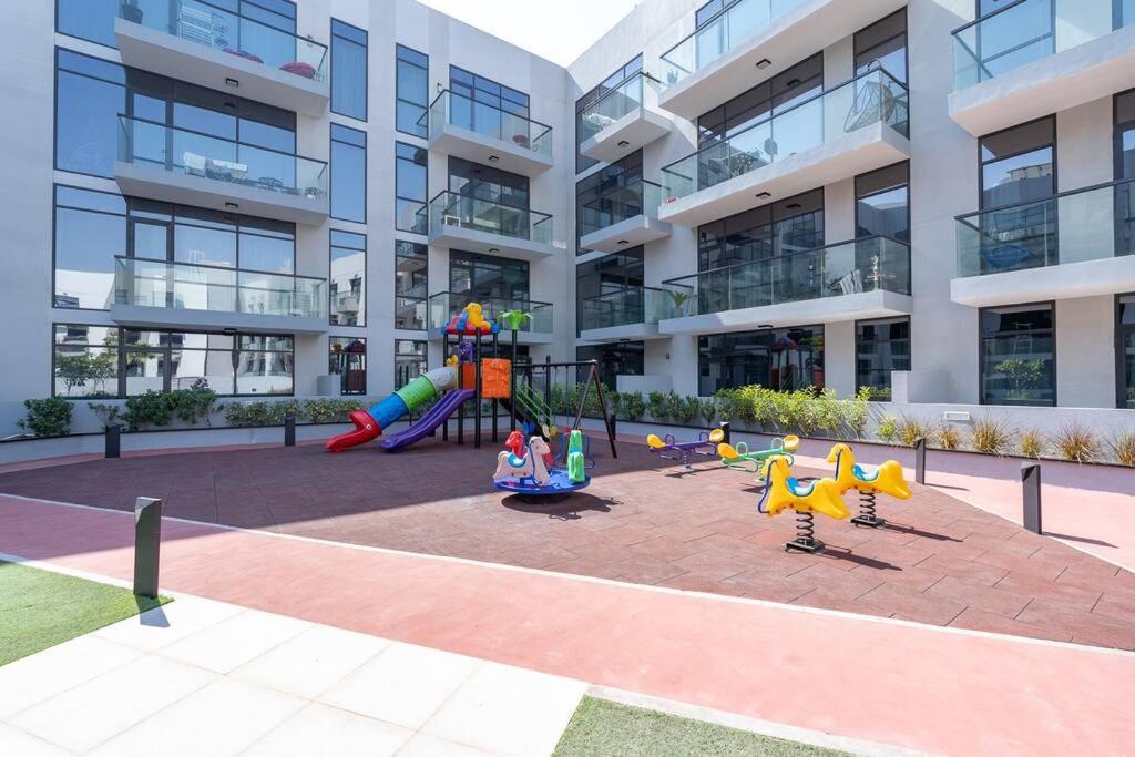هتل تروپیکال لفت وید ورکینگ استیشن این جی وی سی - Tropical Loft with working station in JVC