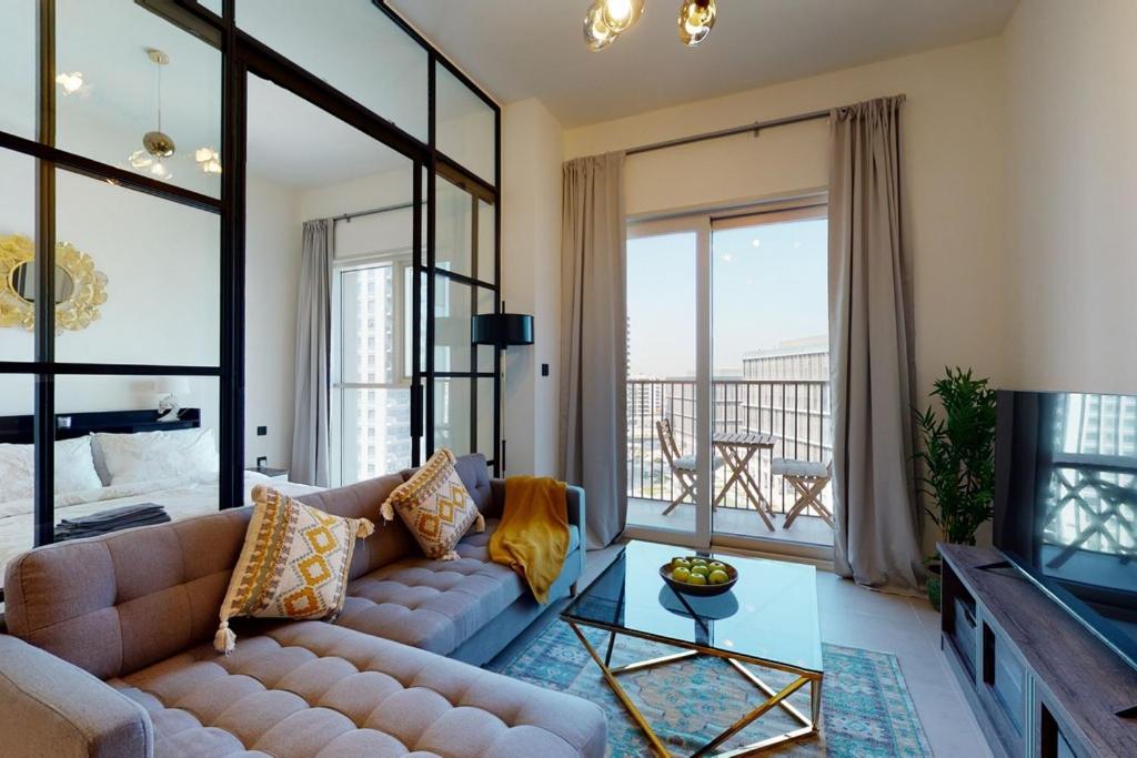 هتل امیزینگ 1 بدروم اپارتمان ویت پول ویو - Amazing 1 Bedroom apartment with pool view