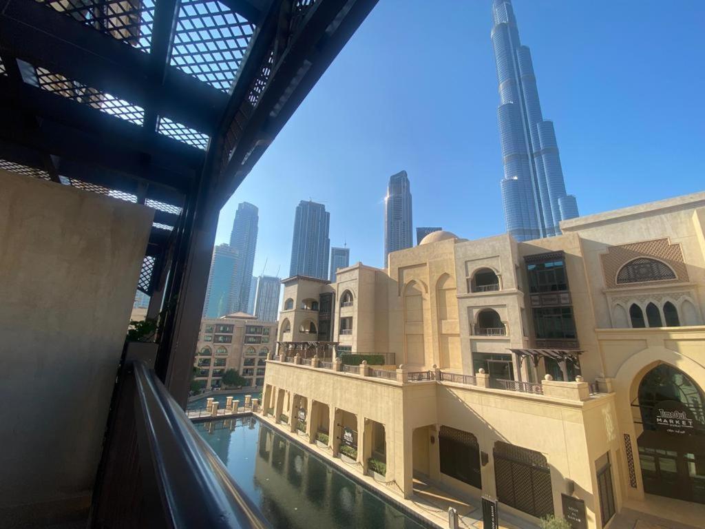 هتل دورانی هومز - سوک ال بحار لیونگ بیزاید برج خلیفه و فونتین - Durrani Homes - Souk Al Bahar Living Besides Burj khalifa & Fountain