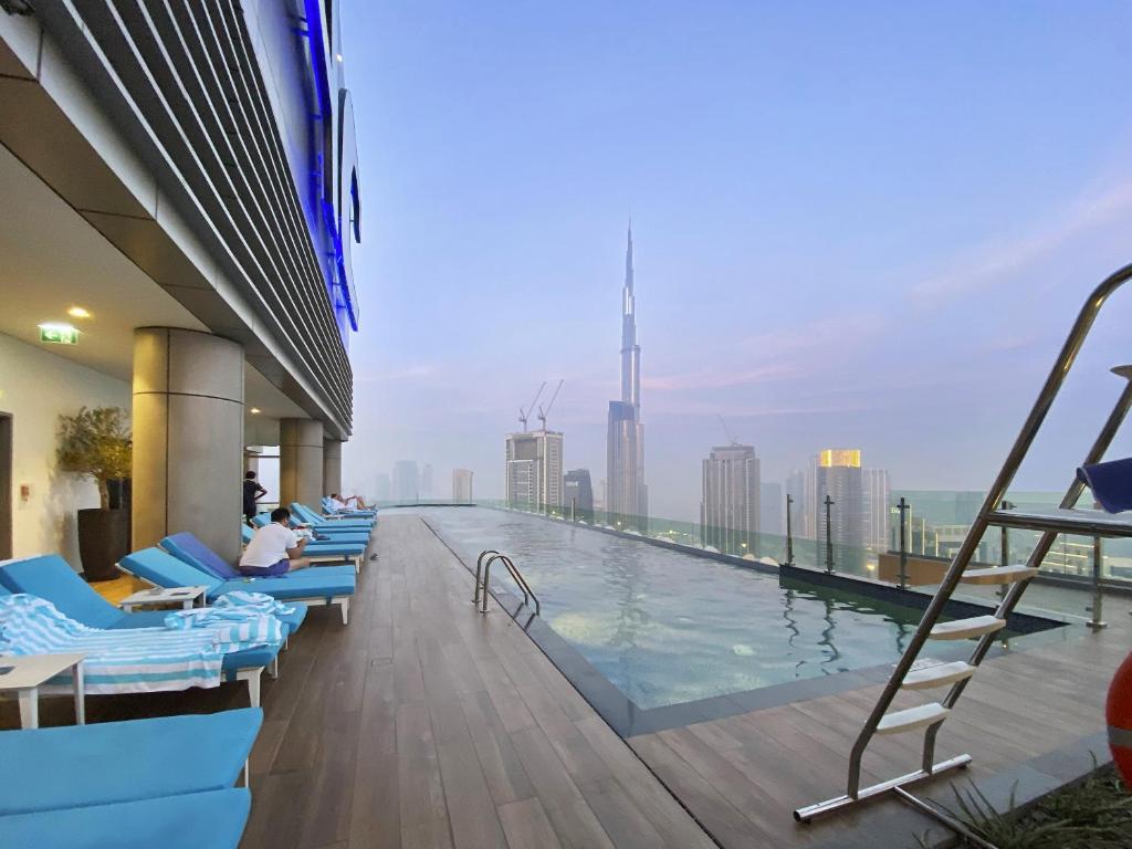 آلیوینگ لاکچری 2بی آر اینفینیتی پول پارامونت هتل میدتاون-2812 - ALiving Luxury 2BR Infinity Pool Paramount Hotel Midtown-2812