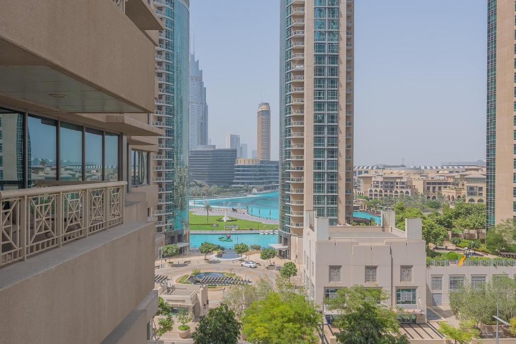 هتل بلاویستا - اگزکوتیو - 1BR ویت کلاست - 29 بولوار - فاوینت ویوز - BellaVista - Executive - 1BR with Closet - 29 Boulevard - Fountain Views