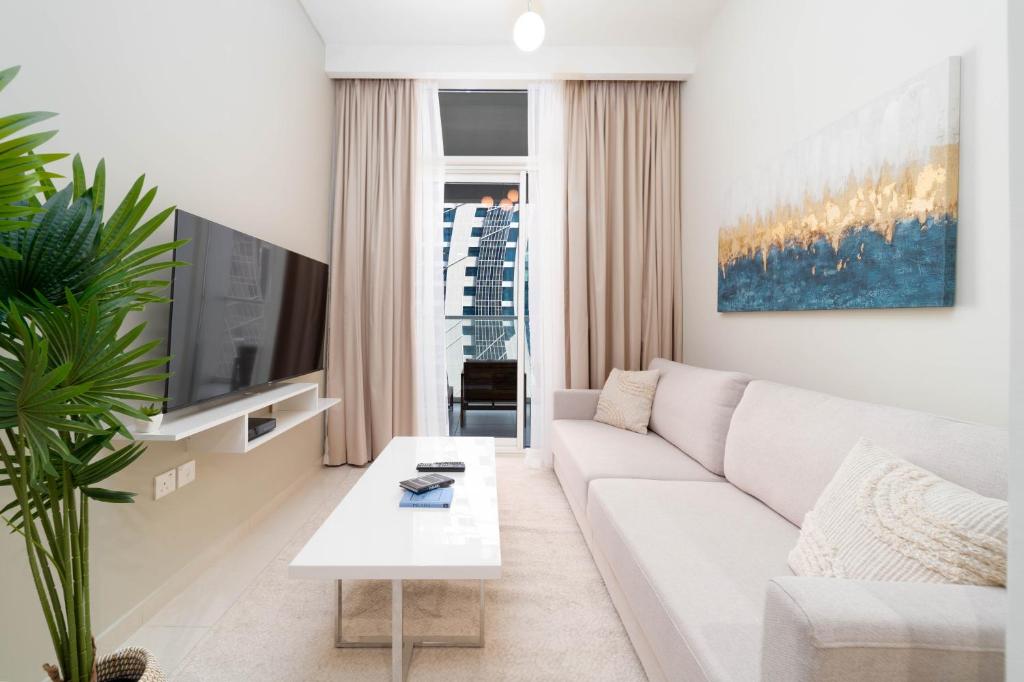 هتل سودینگ 1BR ات داون تاون دبی، بیزنس بی - Soothing 1BR at Downtown Dubai, Business Bay