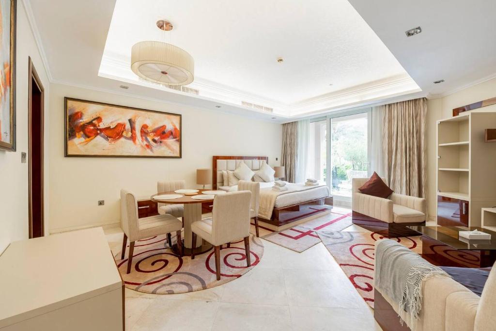 هتل فولی-اکوپد استودیو ویت پرایوت بیچ اند پول - Fully-equppied studio with private beach and pool