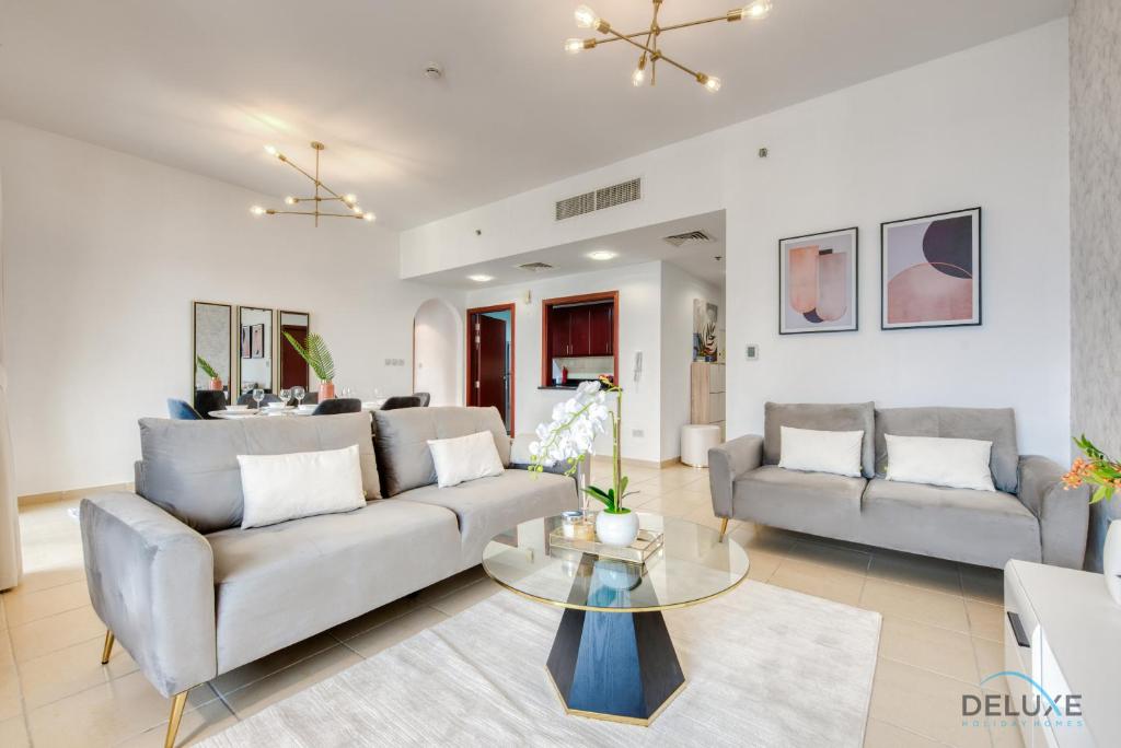 هتل وُگ 2 بی آر اَت شَمْس 2 جی بی آر بای دِلُکس هالیدی هومز - Vogue 2BR at Shams 2 JBR by Deluxe Holiday Homes