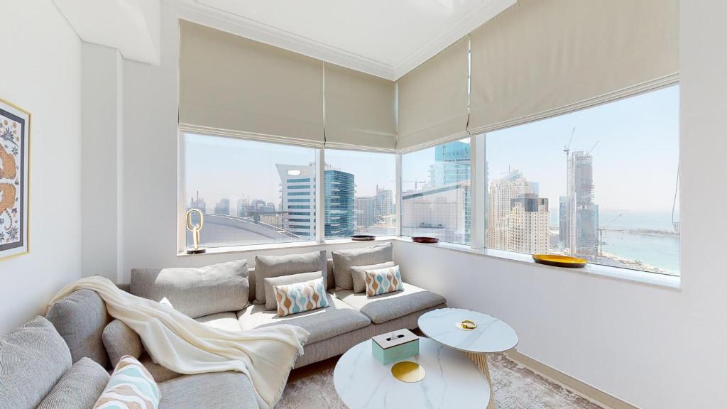 هتل بی آر لوکس 1 بی دی آر آپارتمان و/ با بالکن و دریا ویوز - BR Luxe 1 BDR Apartment w/ Balcony & Sea Views