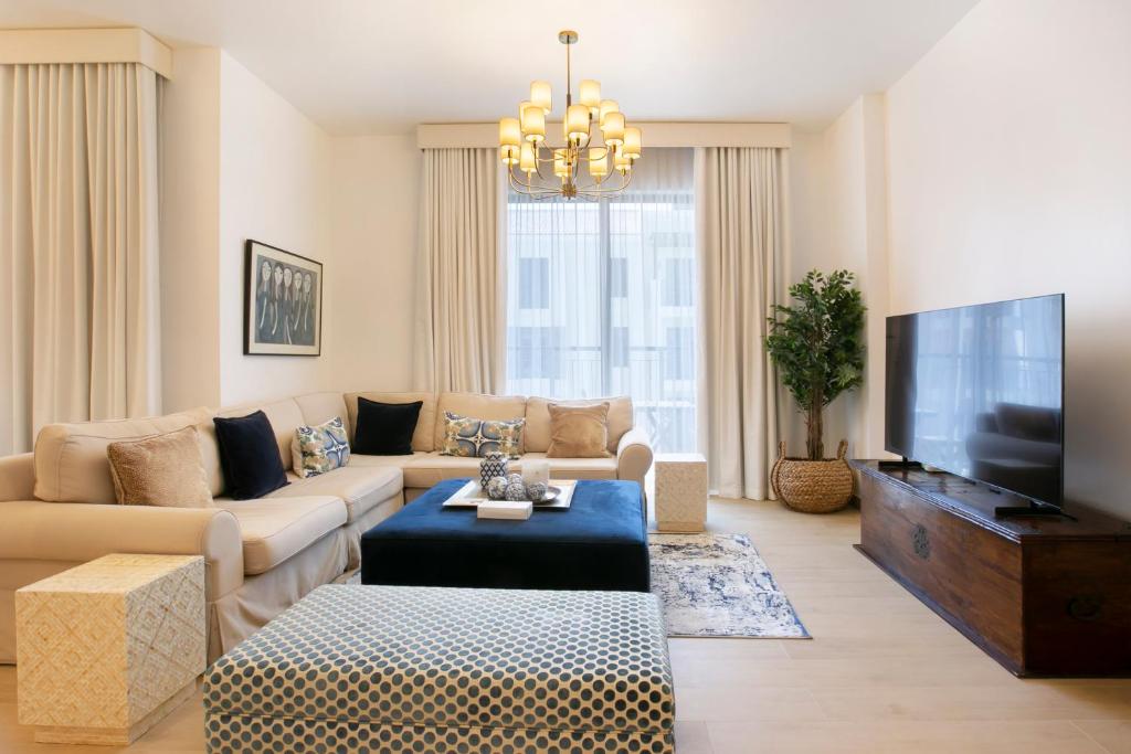 هتل لا کات بی 5، پورت دو لا مر - 3 بی آر آپارتمان - آلساپ اند آلساپ - La Cote B5, Port De La Mer - 3BR Apartment - Allsopp&Allsopp