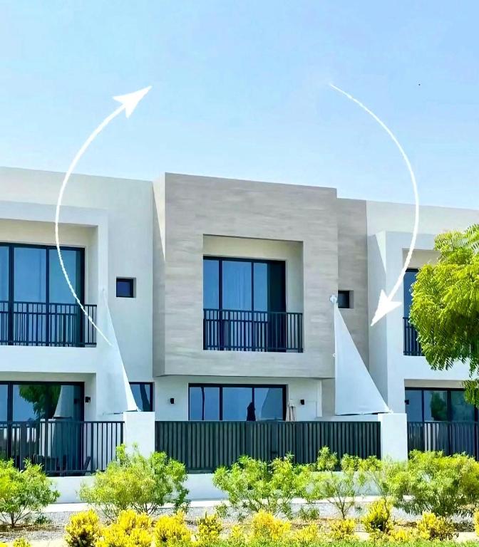 هتل لاکچری ویلاز وید بیچ اکسس بای وی بی هومز - Luxury Villas with Beach Access by VB Homes