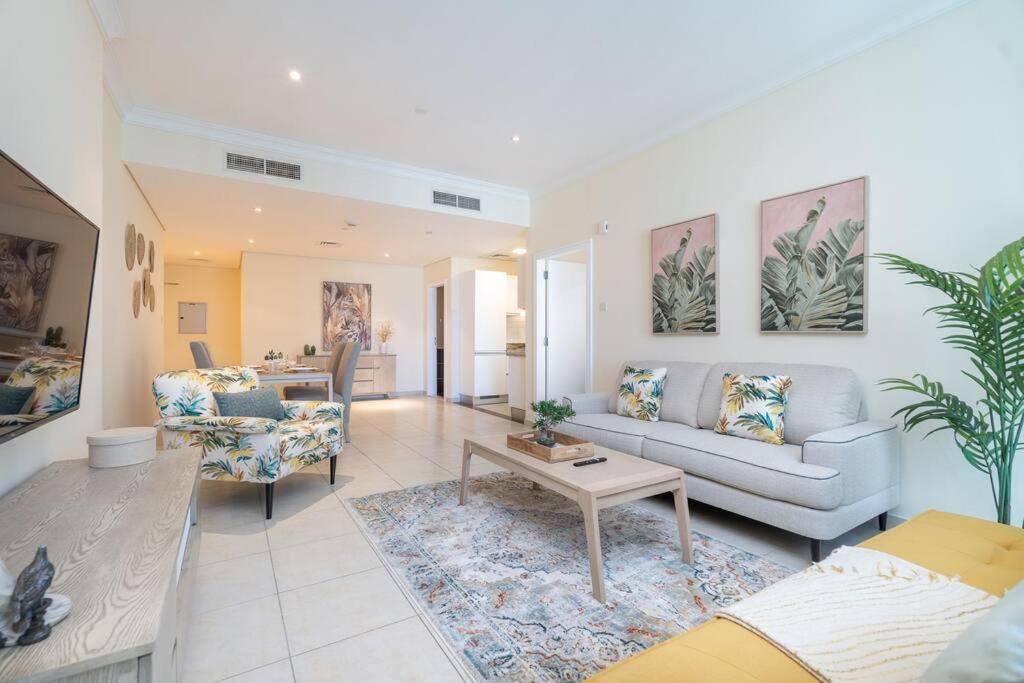 هتل چارمین آپارتمان این سنترال دبی مارینا - Charming Apartment in Central Dubai Marina