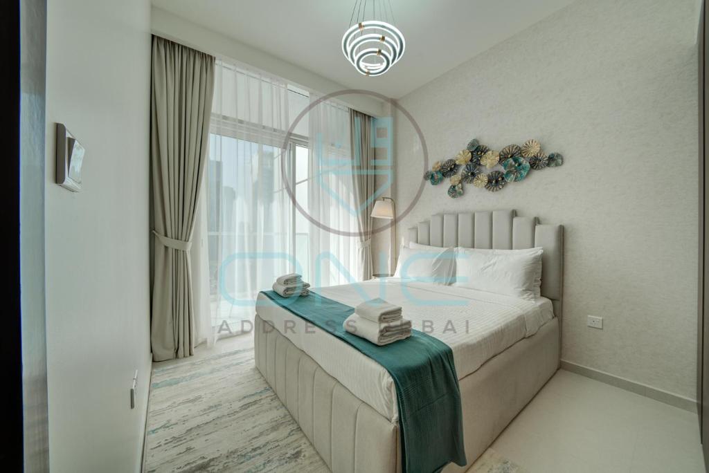 هتل آپ‌گرایدد آپارتمان و پارتشل برج خلیفه ویو - Upgraded Apartment w Partial Burj Khalifa View