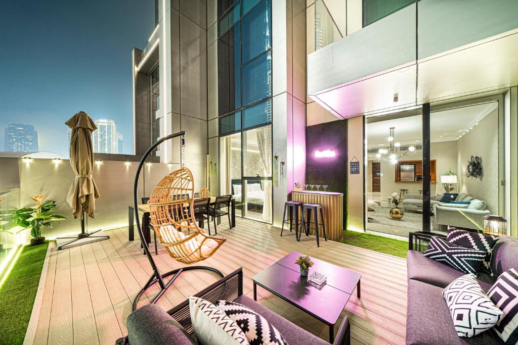 هتل لاکس 1 بد، ترس 5مین دبی مال، برج خلیفه - Lux 1 Bed, Terrace 5min Dubai Mall, Burj Khalifa
