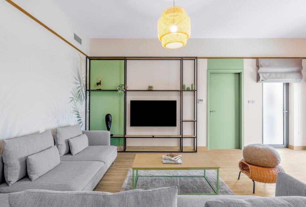 هتل نیو فولی سرویسد وان بی آر آپارتمان New fully serviced 1BR Apartment
