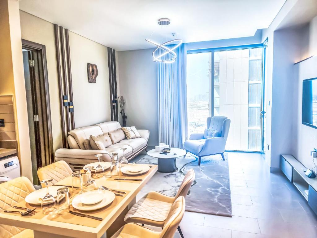 هتل استی بای لایتینم لاکچری 2بی آر هالیدی هوم سی وی آ1409 نیار برج خلیفه - STAY BY LATINEM Luxury 2BR Holiday Home CV A1409 near Burj Khalifa